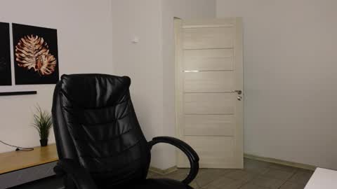 Snapshot of mark_karson chatting on 02-24-26, 05:55 MARK KARSON online show from 02-24-26, 05:55