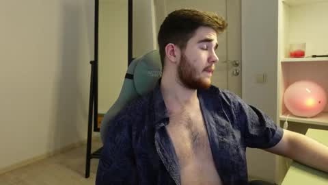 Snapshot of mark_maxim chatting on 10-16-25, 02:07 MARK MAXIM online show from 10-16-25, 02:07