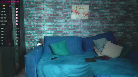 Mark online show from 01-10-25, 03:39