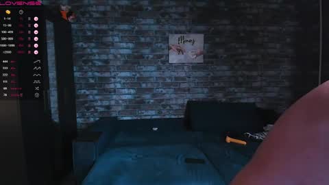 Mark online show from 03-31-26, 01:55