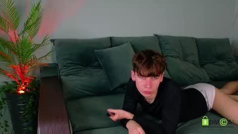 Mark online show from 05-11-26, 11:05