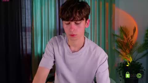 Mark online show from 06-11-26, 06:22