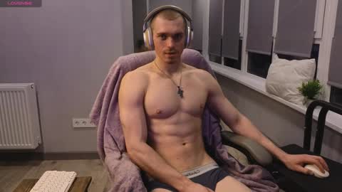 Snapshot of mark_stiff chatting on 01-12-25, 06:59 Mark online show from 01-12-25, 06:59