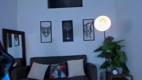 mark_x23 online show from 05-01-26, 04:28