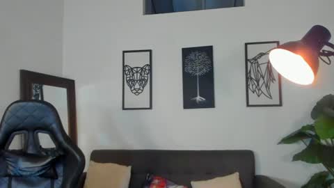 mark_x23 online show from 06-18-26, 09:14