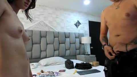 Snapshot of markandphilip chatting on 10-01-25, 12:11 markandphilip online show from 10-01-25, 12:11