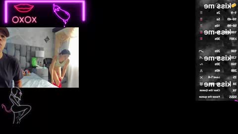 Snapshot of markandphilip chatting on 10-17-25, 12:41 markandphilip online show from 10-17-25, 12:41