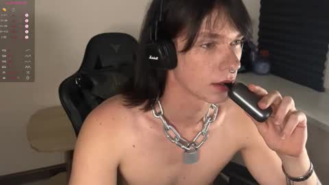 Mark online show from 10-14-25, 03:46