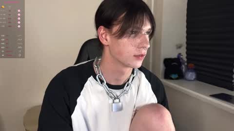 Mark online show from 10-17-25, 06:43