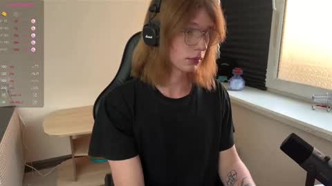 Mark online show from 05-11-26, 04:04