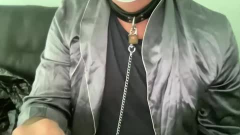 markmodel321 online show from 02-09-25, 10:00