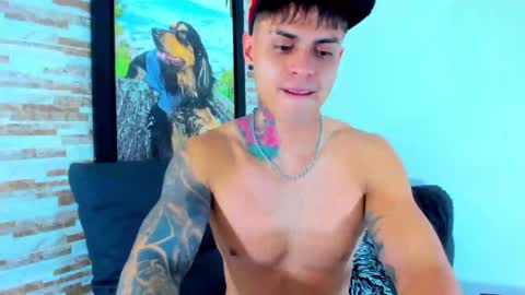Sebastian online show from 01-05-25, 01:03