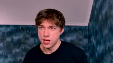 Snapshot of markshot_ chatting on 10-27-25, 04:22 markshot_ online show from 10-27-25, 04:22