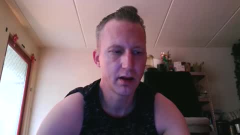 Mark online show from 05-05-26, 12:02
