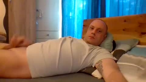 markus_7 online show from 06-25-26, 07:35