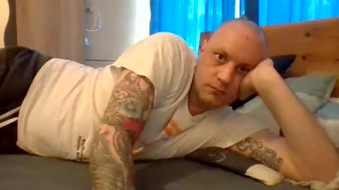 markus_7 online show from 06-26-26, 09:03