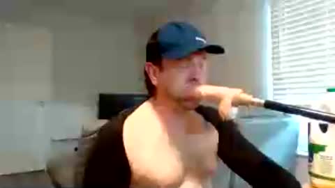 Snapshot of markussub chatting on 07-24-26, 04:49 Markus online show from 07-24-26, 04:49