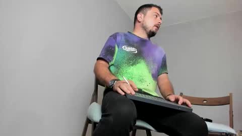 Snapshot of markwaynescr chatting on 10-06-25, 11:18 MARK online show from 10-06-25, 11:18