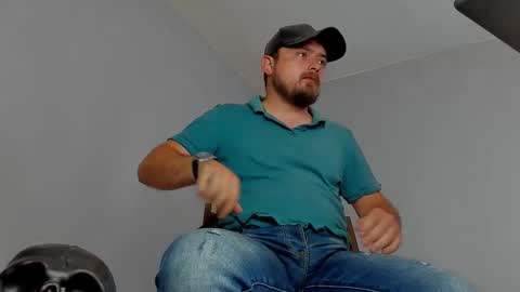 Snapshot of markwaynescr chatting on 10-31-25, 11:44 MARK online show from 10-31-25, 11:44