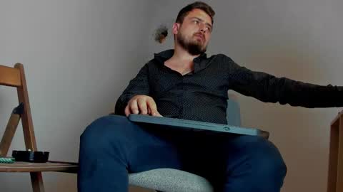 Snapshot of markwaynescr chatting on 11-16-25, 11:10 MARK online show from 11-16-25, 11:10