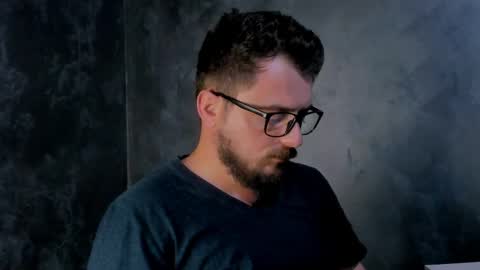 MARK online show from 05-18-26, 10:48