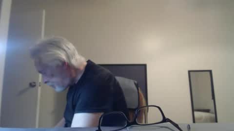 Snapshot of marky1954 chatting on 05-22-26, 09:20 markedman online show from 05-22-26, 09:20
