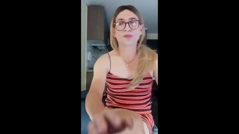 Snapshot of marla85 chatting on 04-03-26, 06:06 marla85 online show from 04-03-26, 06:06