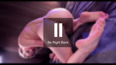 Marla  Alex online show from 09-17-25, 05:20