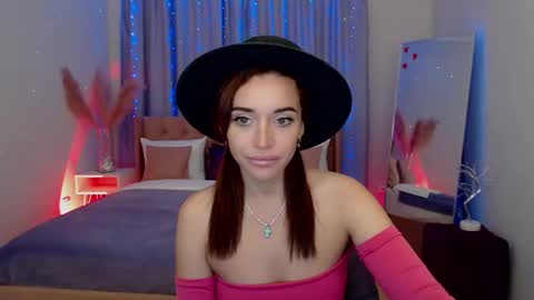 Snapshot of marladewis chatting on 09-25-25, 07:28 MarlaDewis online show from 09-25-25, 07:28