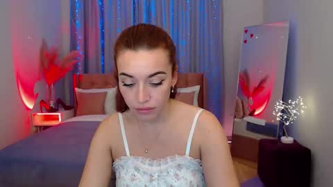 Snapshot of marladewis chatting on 10-16-25, 08:21 MarlaDewis online show from 10-16-25, 08:21