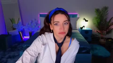 Snapshot of marladewis chatting on 12-22-25, 12:46 MarlaDewis online show from 12-22-25, 12:46