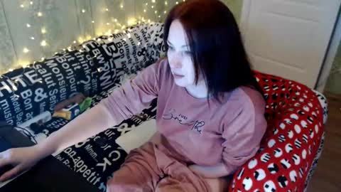 MarleneLue online show from 02-15-25, 03:39