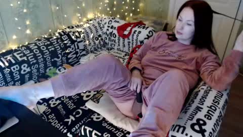 MarleneLue online show from 02-19-25, 01:39
