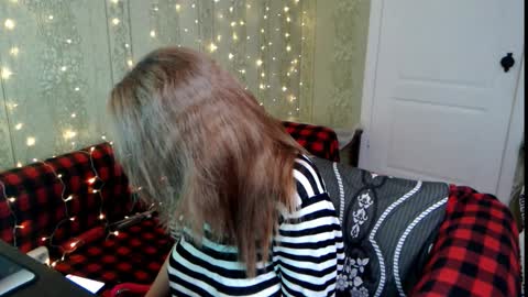 MarleneLue online show from 09-17-25, 09:00