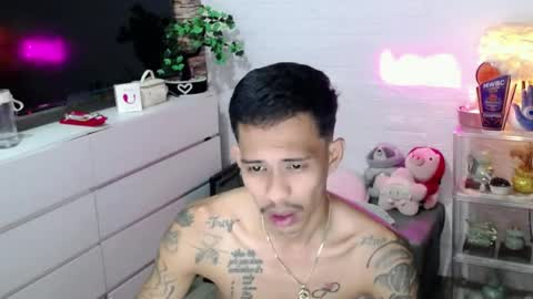 marlmoreno10 online show from 07-08-26, 12:48