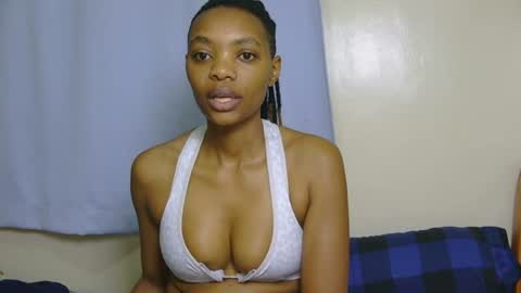 Snapshot of marly_babe chatting on 06-16-26, 11:29 Marly online show from 06-16-26, 11:29