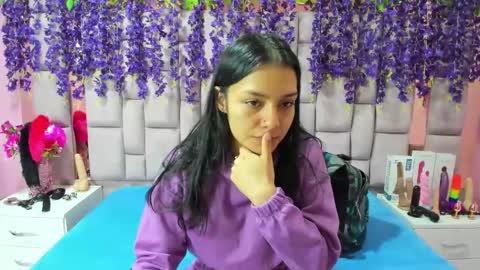 Snapshot of marlyanal chatting on 01-02-25, 12:46 Marly Anal online show from 01-02-25, 12:46