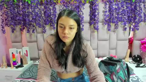 Snapshot of marlyanal chatting on 01-17-25, 01:24 Marly Anal online show from 01-17-25, 01:24
