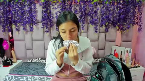 Snapshot of marlyanal chatting on 02-24-25, 01:31 Marly Anal online show from 02-24-25, 01:31