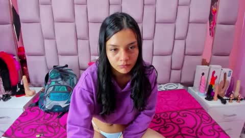 Snapshot of marlyanal chatting on 02-26-25, 01:30 Marly Anal online show from 02-26-25, 01:30