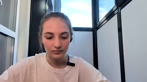 Snapshot of marlysricca chatting on 06-23-26, 05:00 Agata online show from 06-23-26, 05:00
