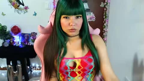 Snapshot of maron_baez chatting on 06-09-26, 02:50 maron online show from 06-09-26, 02:50
