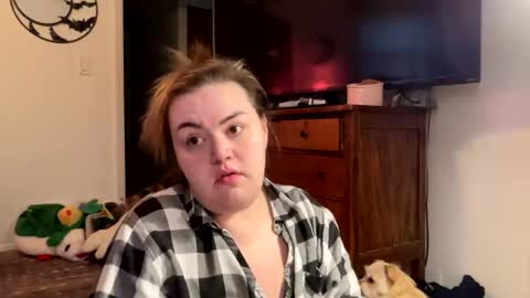 maroon_moon online show from 02-15-25, 08:33