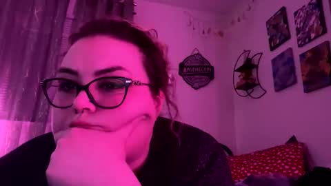 maroon_moon online show from 03-11-25, 01:05