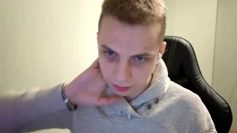 Snapshot of maroooa chatting on 03-28-26, 07:24 Marko online show from 03-28-26, 07:24