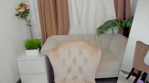 Snapshot of marrie_coy chatting on 02-10-26, 01:48 Marrie online show from 02-10-26, 01:48