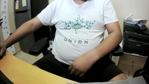 Married Horny Guy online show from 12-24-24, 03:05