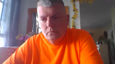 Snapshot of marriedguyold chatting on 04-14-26, 04:46 marriedguyold online show from 04-14-26, 04:46