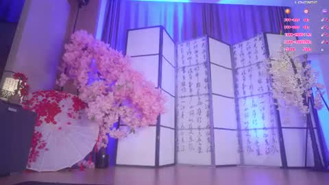 Mary online show from 06-17-26, 03:42