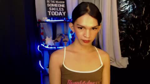 Snapshot of marryme_leixx chatting on 03-19-26, 06:28 LEIXX online show from 03-19-26, 06:28